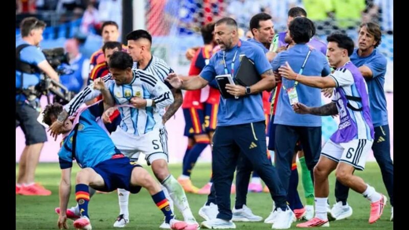 Di María defiende a Paredes y Molina tras sanciones de la FIFA
